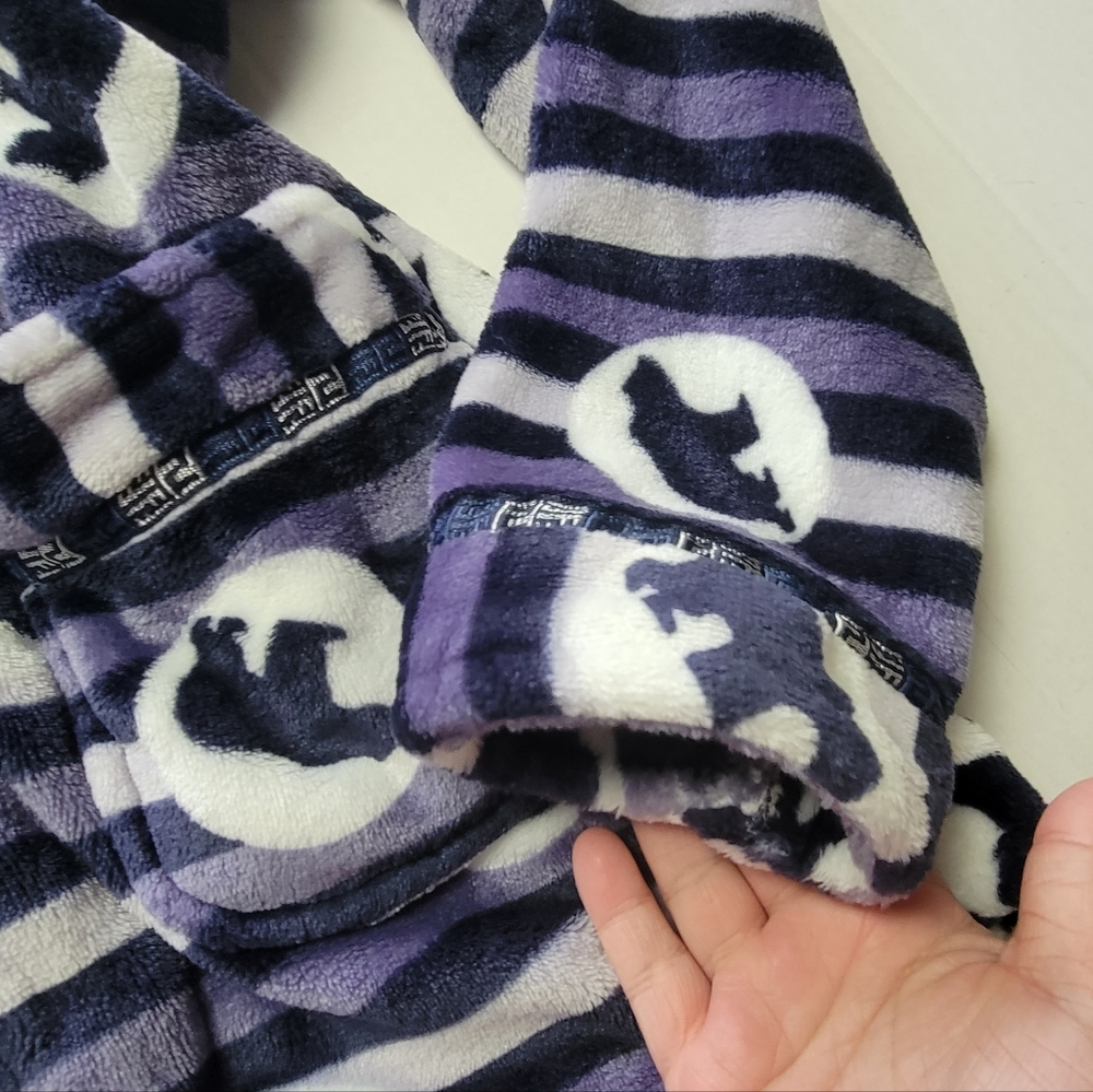 Pajama Set - Picture 4 of 14